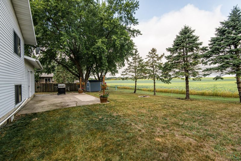 408 5th St NE, Hayfield, MN 55940