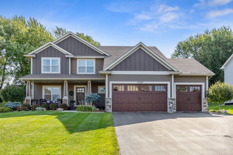 20384 Hampton Ave, Lakeville, MN 55044