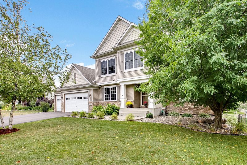 20285 Everton Cir N, Forest Lake, MN 55025