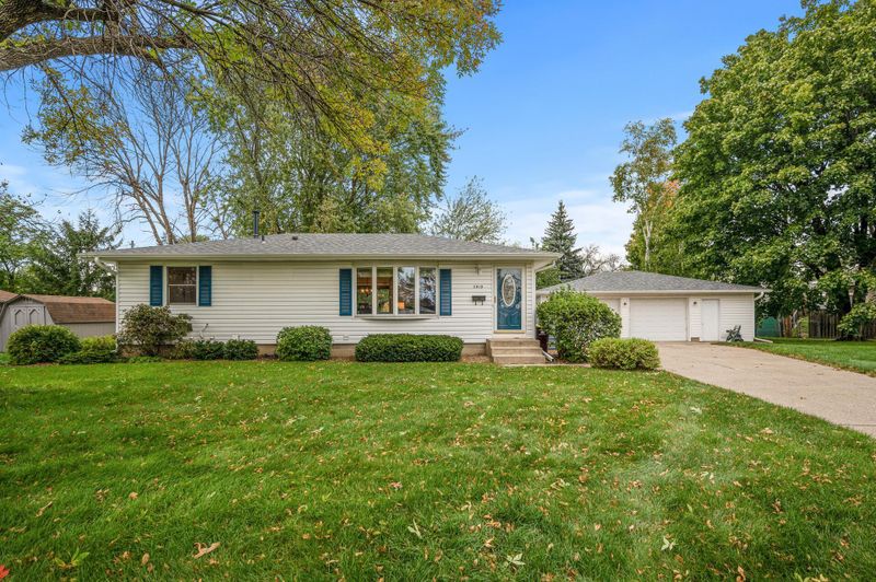 3919 71st Ct E, Inver Grove Heights, MN 55076