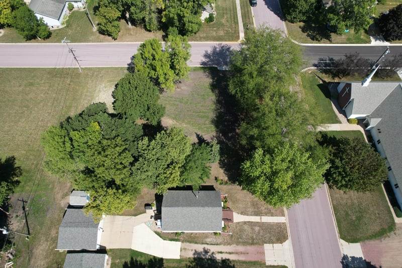 211 N Prairie St, Sherburn, MN 56171