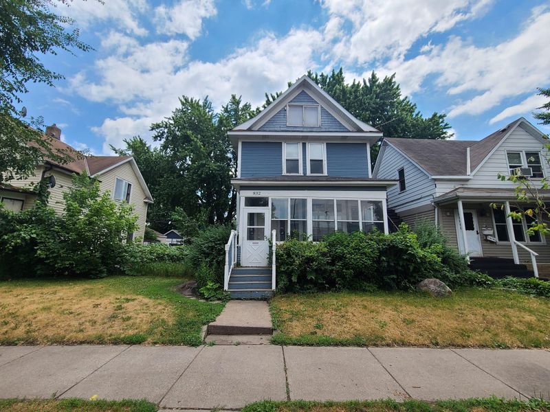 832 Case Ave, Saint Paul, MN 55106