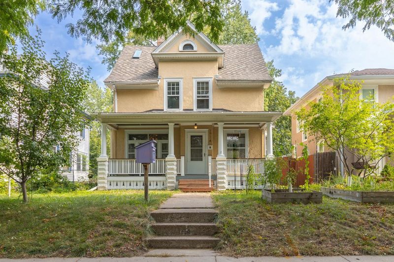 1714 Irving Ave N, Minneapolis, MN 55411