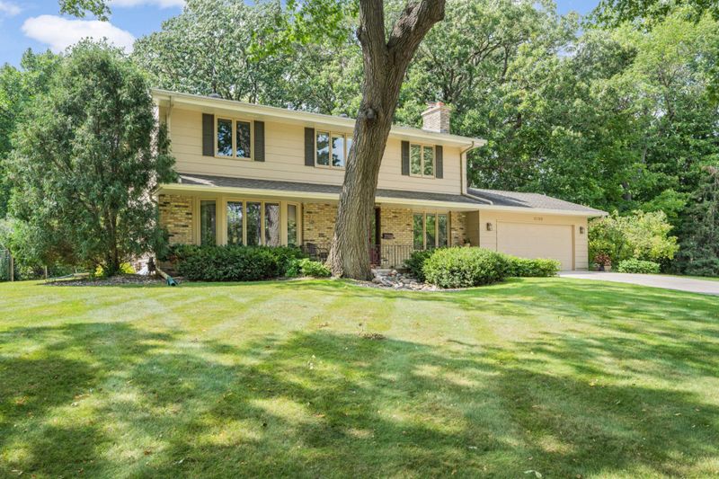6700 Cahill Rd, Edina, MN 55439