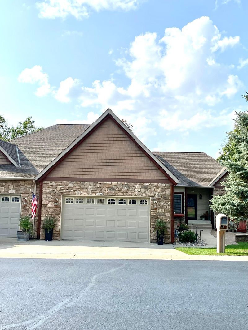 2154 Shady Ln, Detroit Lakes, MN 56501