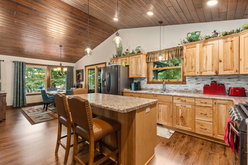 42886 Blue Ln W, Emily, MN 56447