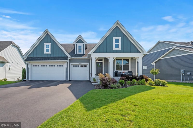 5504 Mehegan Ct, White Bear Twp, MN 55127