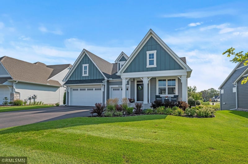 5504 Mehegan Ct, White Bear Twp, MN 55127