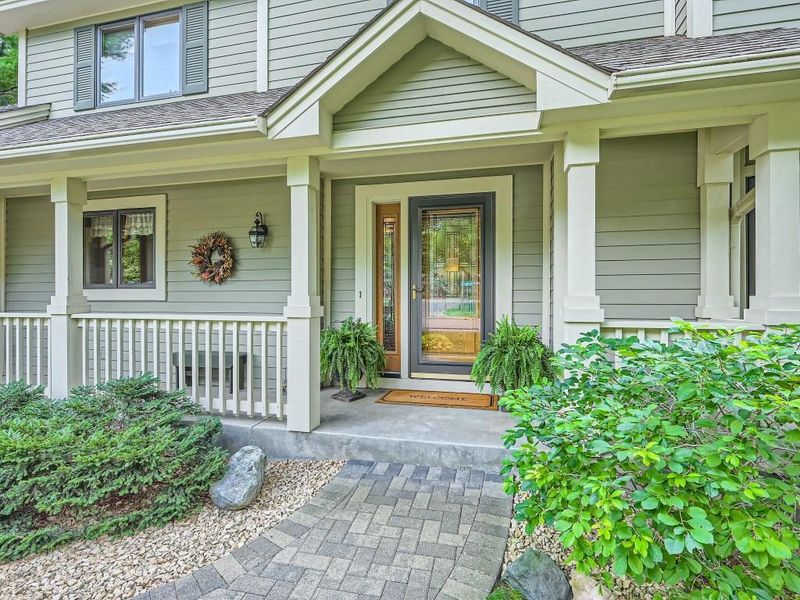 7359 Hidden Valley Trl S, Cottage Grove, MN 55016