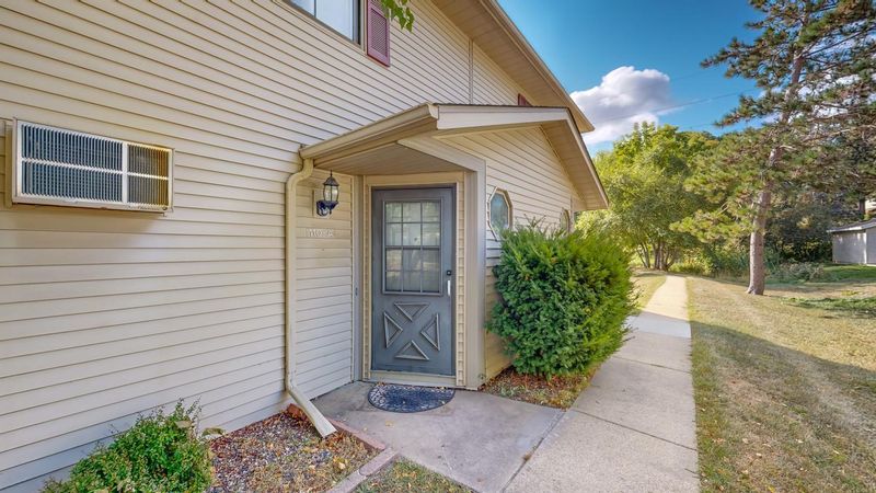 110 Meadow Run Dr SW #A, Rochester, MN 55902