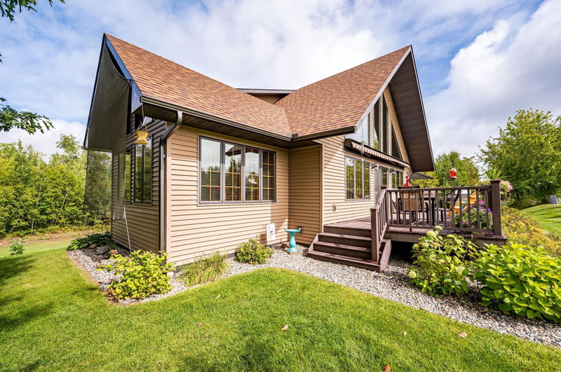 117 Eagle Dr, Coleraine, MN 55722