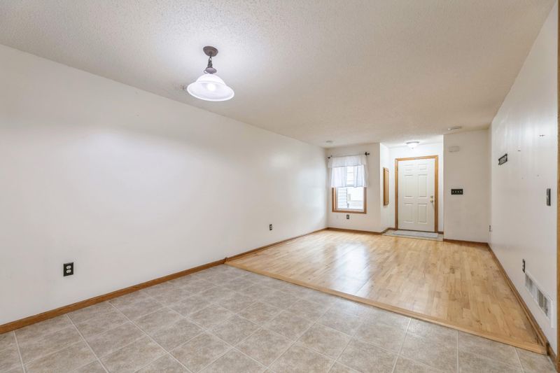 12574 Pond View Rd, Zimmerman, MN 55398