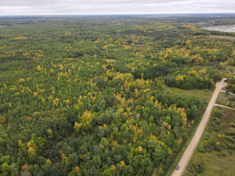 38923 Christie Ln, Cohasset, MN 55721