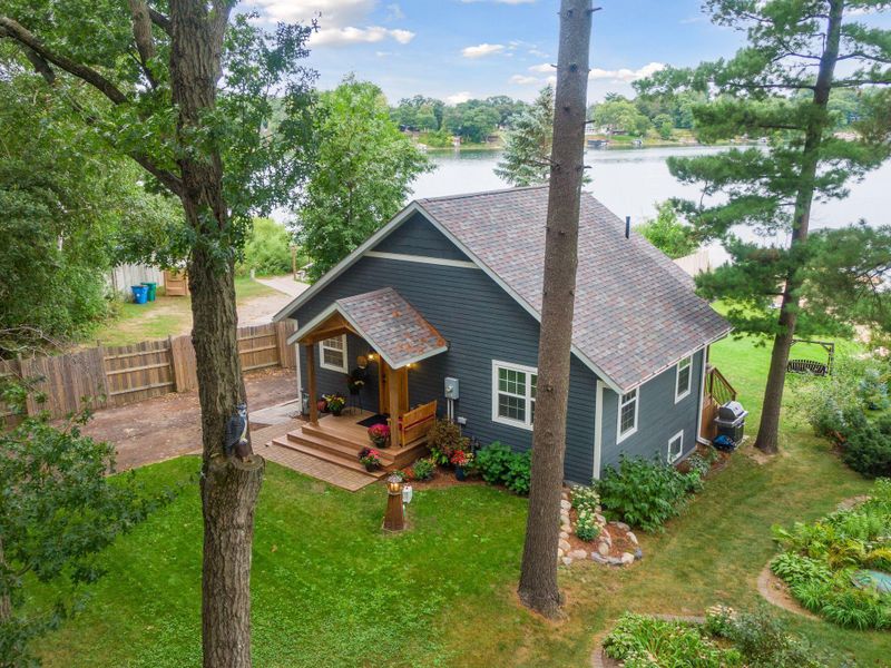 33523 Cobalt Cir NW, Cambridge, MN 55008