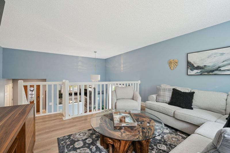 9603 Parkside Trl, Champlin, MN 55316