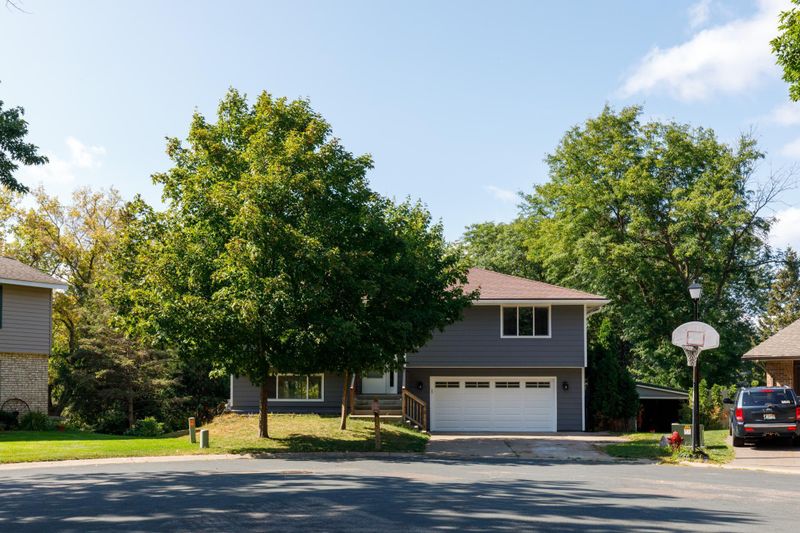 12090 Meadowlark Ct, Maple Grove, MN 55369