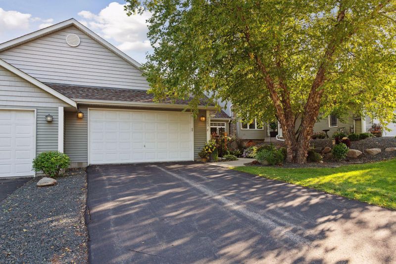 7203 W 144th St, Savage, MN 55378