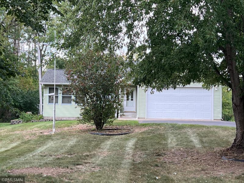 107 Grove St S, Mora, MN 55051