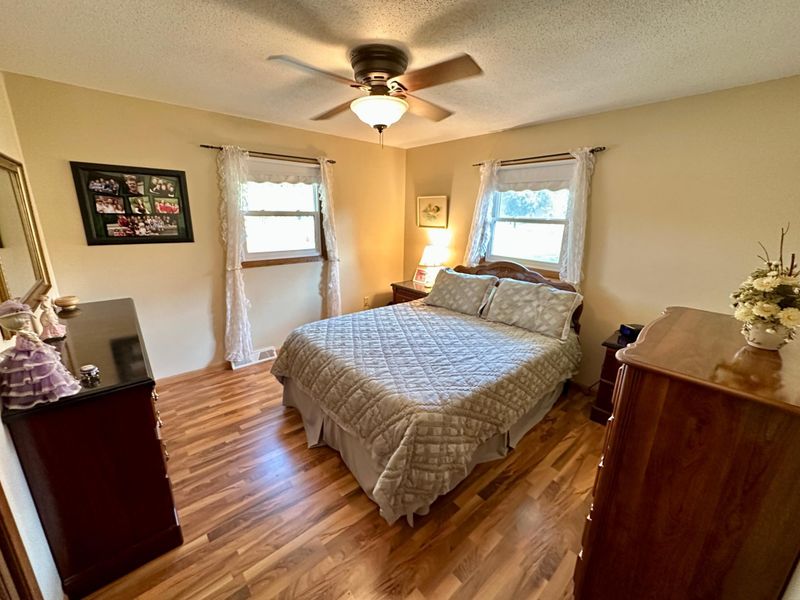 408 S 2nd St, Olivia, MN 56277