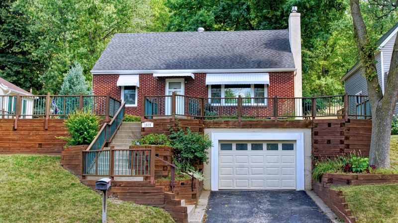 1519 Greenwood St, Red Wing, MN 55066