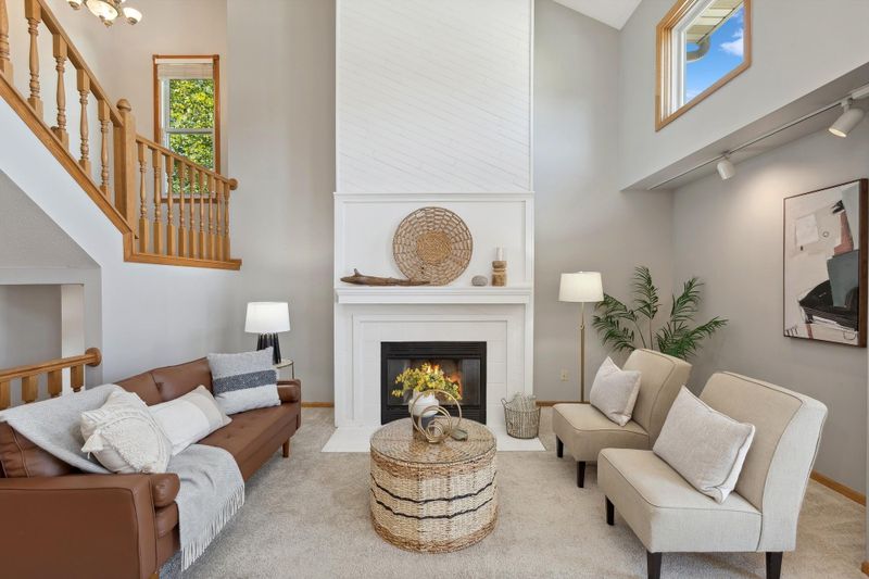4102 S Meadowlark Rd, Eagan, MN 55122