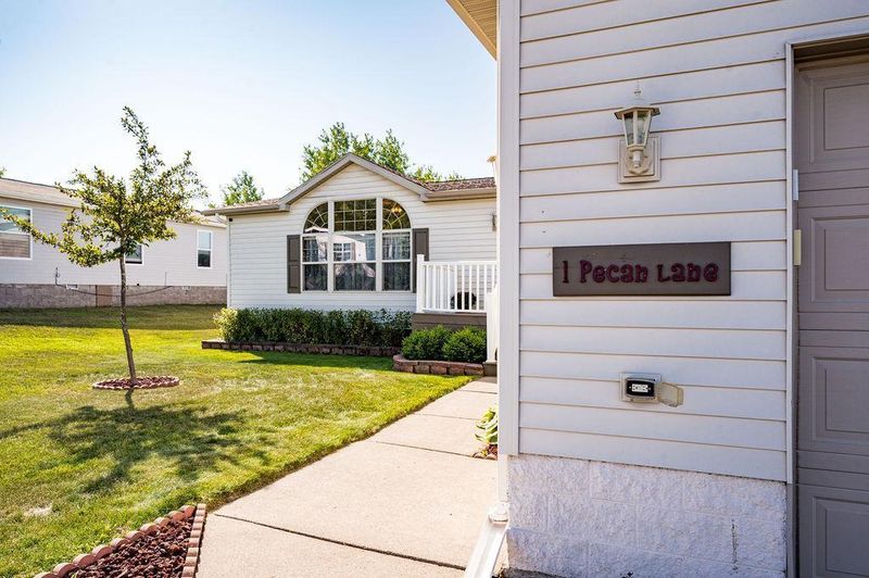 1 Pecan Ln, Duluth, MN 55810