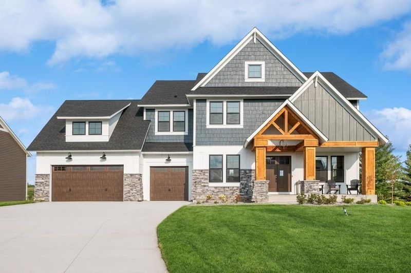 1401 Palmer Dr N, Lake Elmo, MN 55042