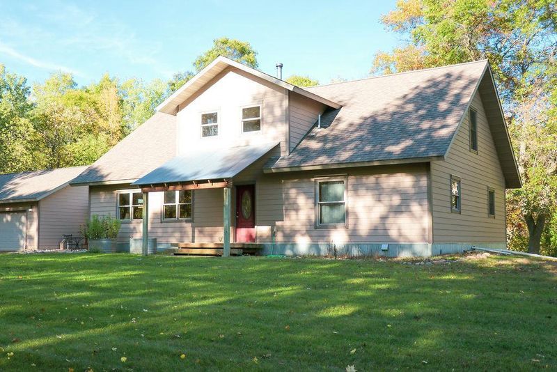 16380 Dullum Rd, Brainerd, MN 56401