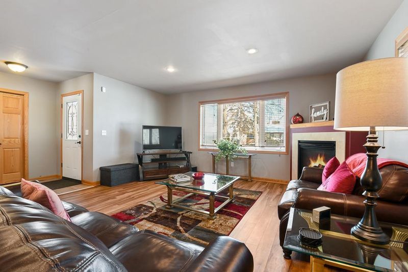4535 Scott Ave N, Robbinsdale, MN 55422