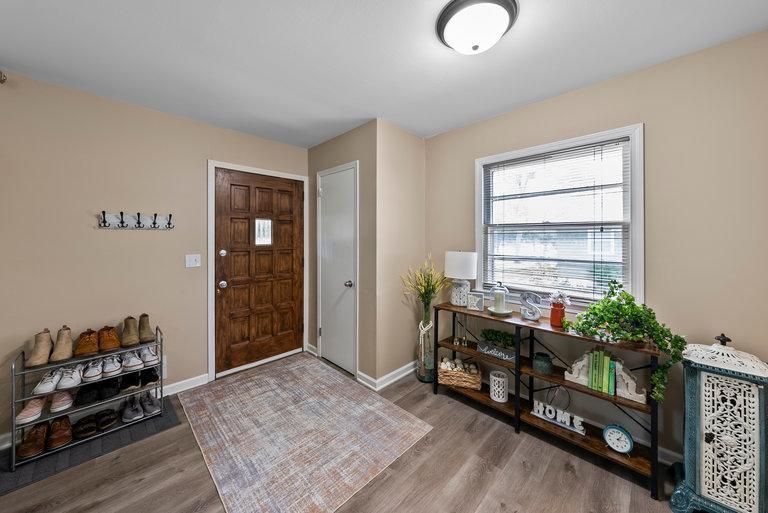 11354 Norway St NW, Coon Rapids, MN 55448