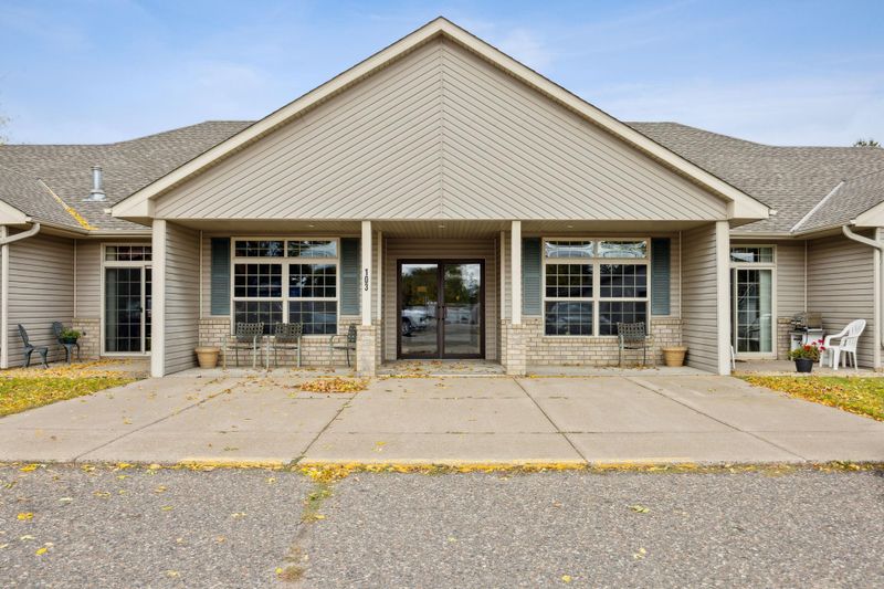 103 Star St E #5, Maple Lake, MN 55358