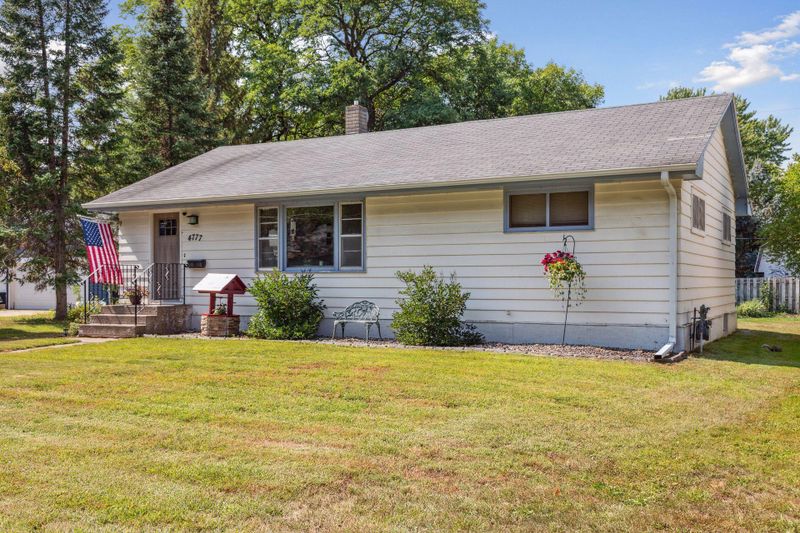 4777 Wood Ave, White Bear Lake, MN 55110