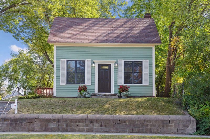921 7th St S, Stillwater, MN 55082