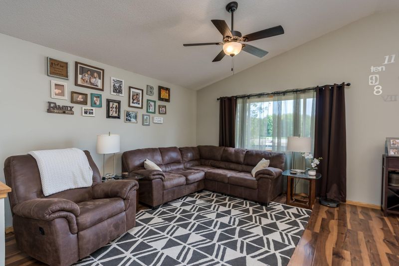 976 Lonsdale Ct NW, Lonsdale, MN 55046