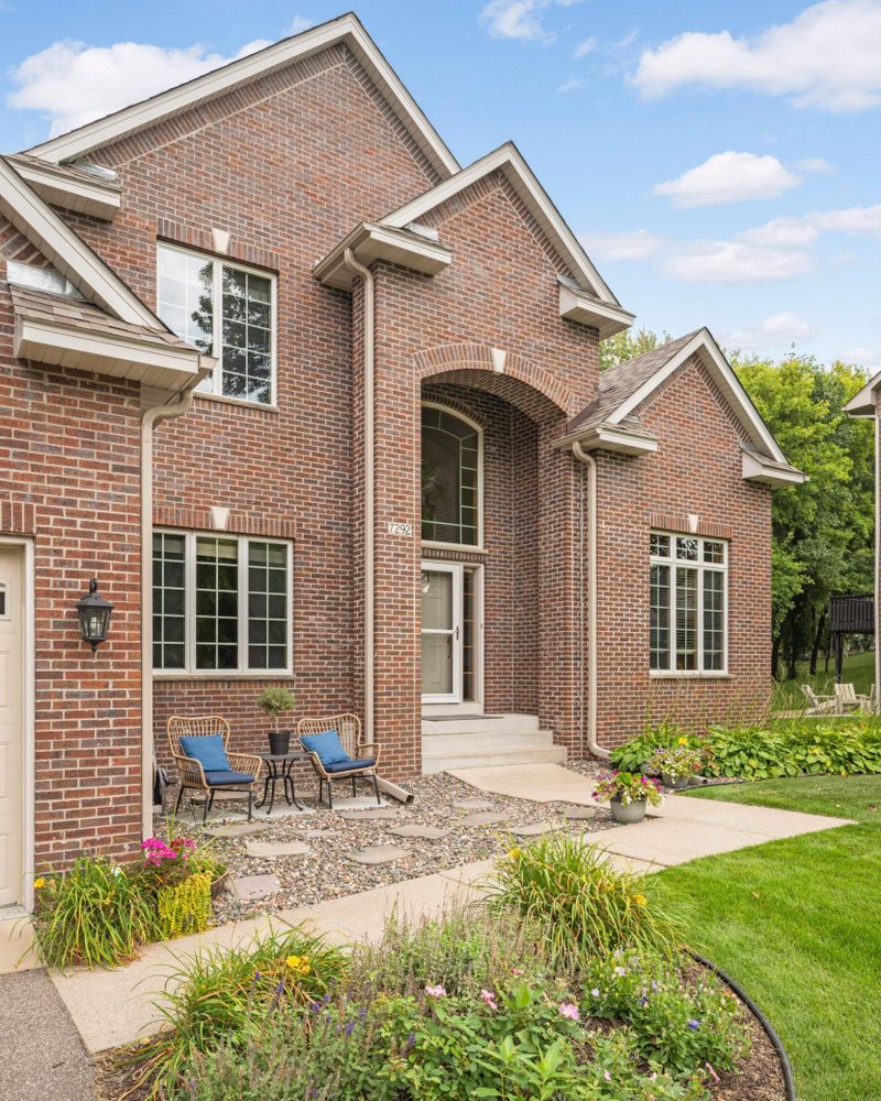 7292 Weston Ln N, Maple Grove, MN 55311