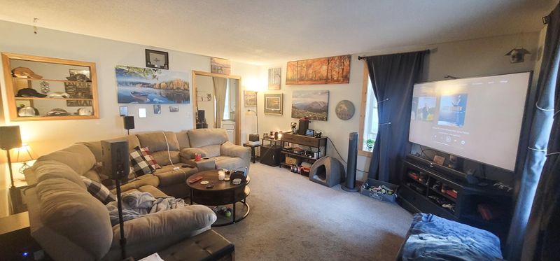 160 E Elm St, Vergas, MN 56587