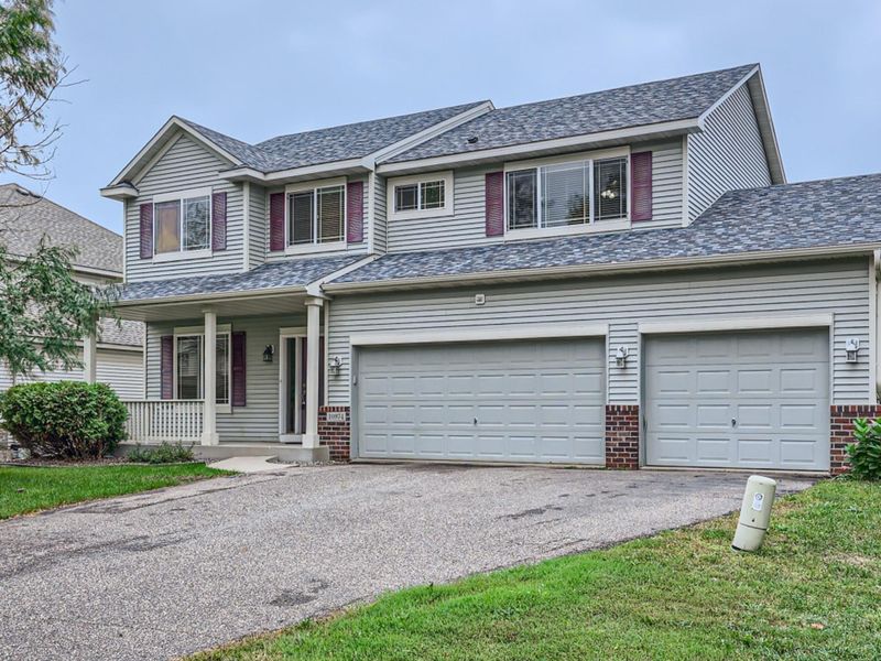 10974 Sailor Way, Woodbury, MN 55129