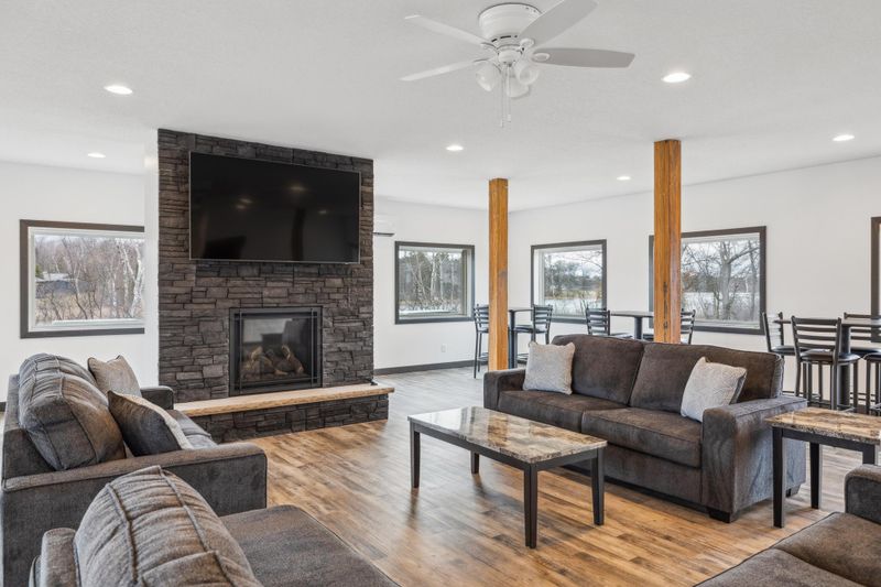 4330 Brady Blvd, Brainerd, MN 56401