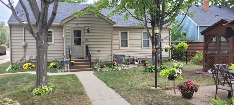 433 Wilson Ave NE, Saint Cloud, MN 56304