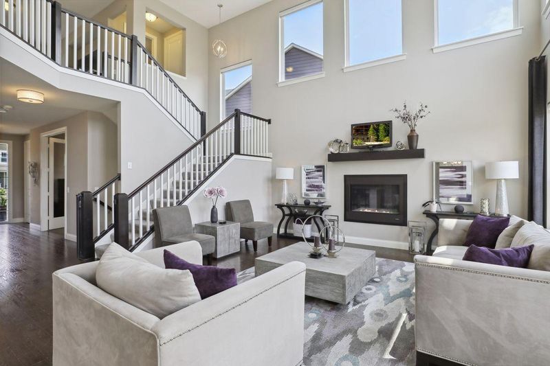 4051 San Vitero Cir, Chaska, MN 55318