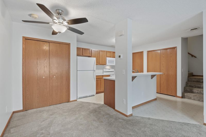15922 Finch Ln #47, Apple Valley, MN 55124