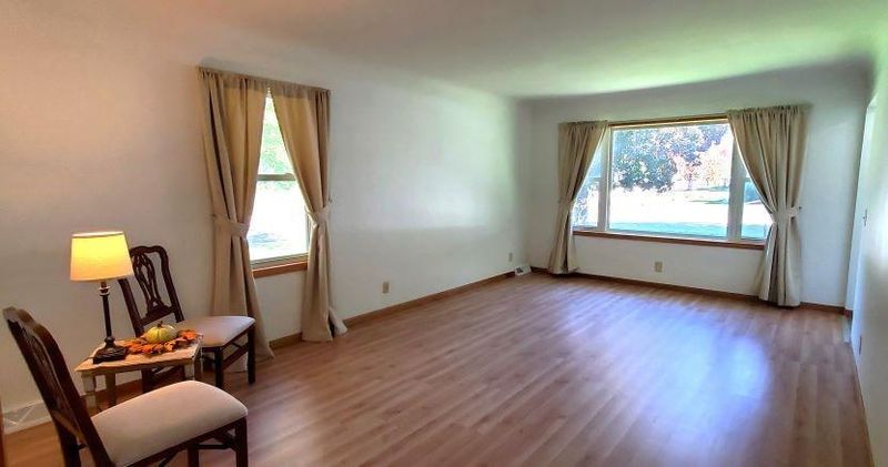 810 9th St, Granite Falls, MN 56241