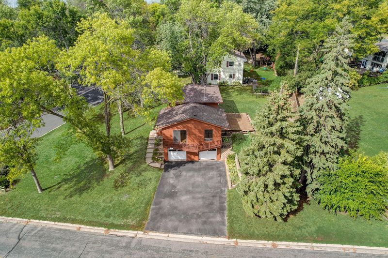 1501 Valley Dr, Burnsville, MN 55337