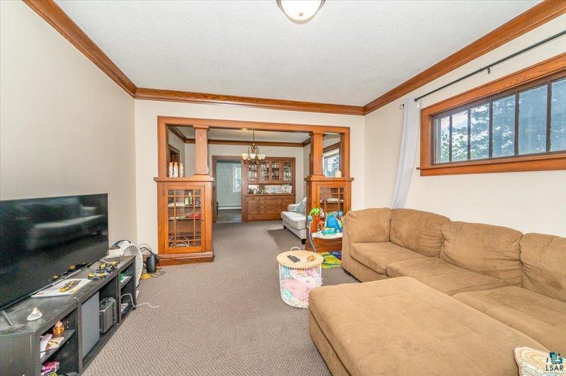 512 Clough Ave, Superior, WI 54880
