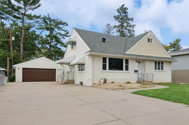 6518 45th Pl N, Crystal, MN 55428