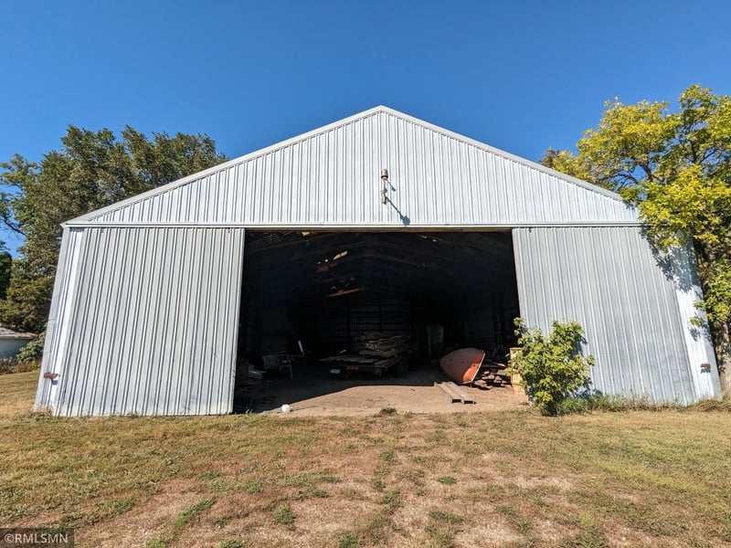 66916 410th St, Franklin, MN 55333