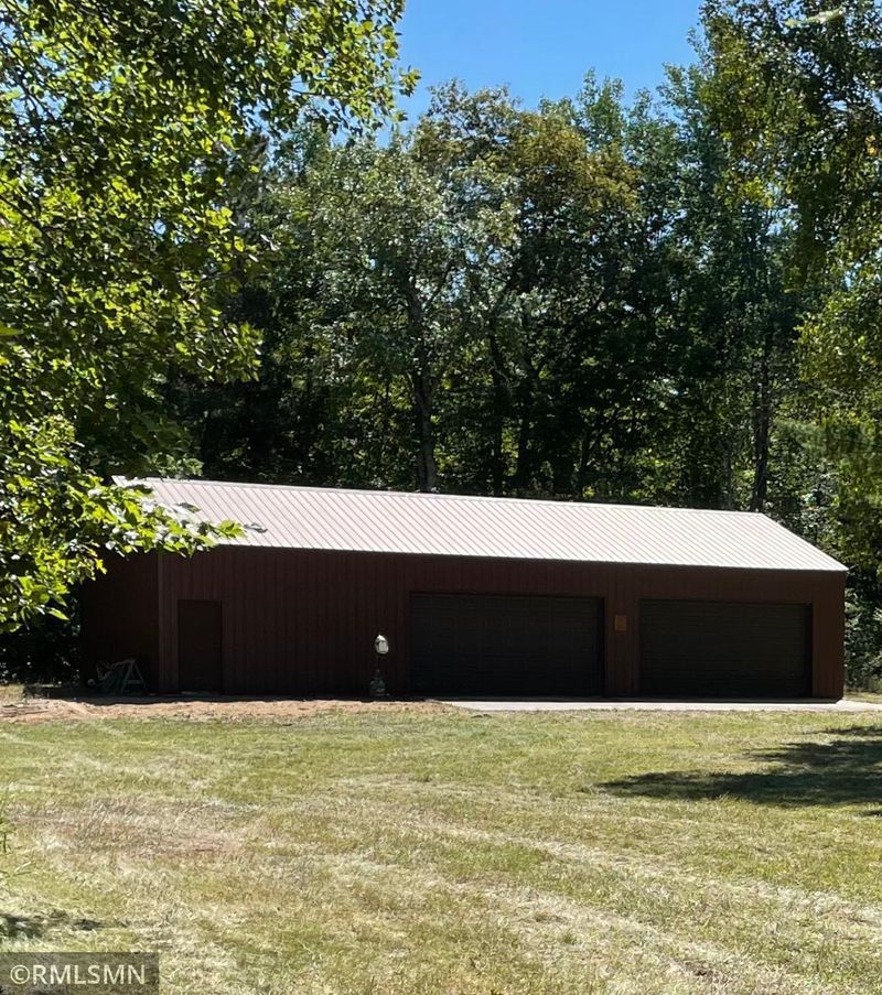 4935 Lower Ten Mile Lake Rd NW, Hackensack, MN 56452