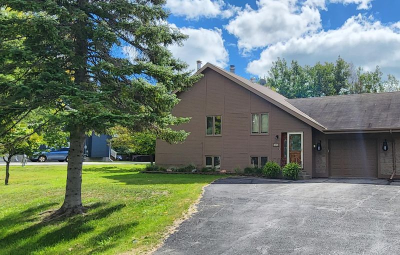 209A Shorewood Dr, International Falls, MN 56649