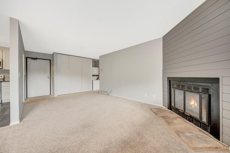 7601 W 101st St #204, Bloomington, MN 55438