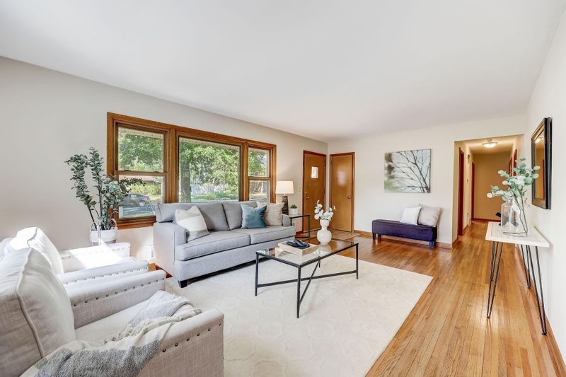 10417 Washburn Ave S, Bloomington, MN 55431